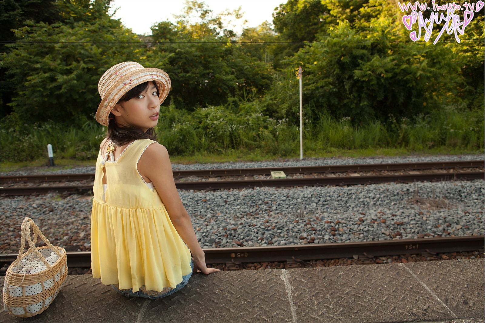 [Imouto.tv]   Ayu Makihara 牧原あゆ